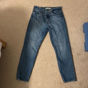 Aritzia Levi jeans